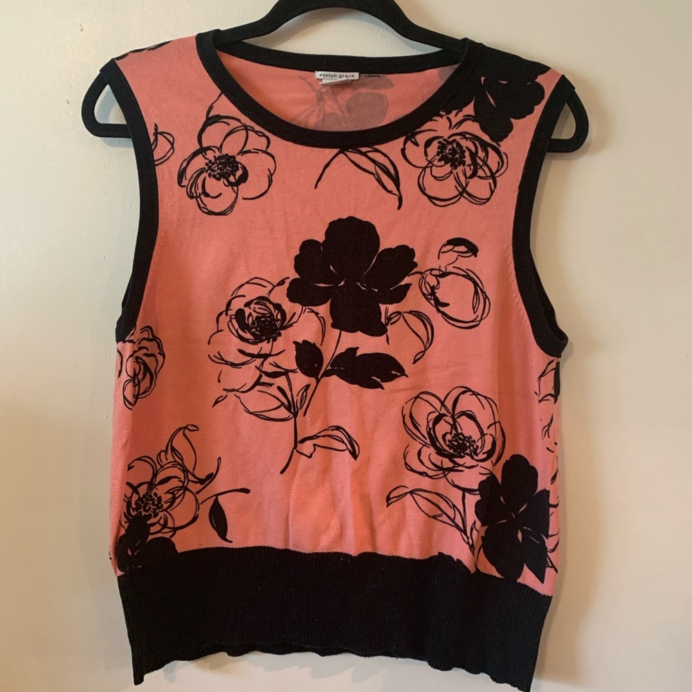 Evelyn Grace Women’s shell floral top - XL